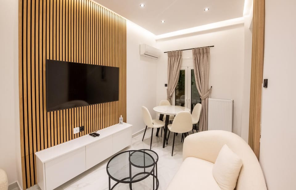 Navarino Lux Suite Apartment in Thessaloniki