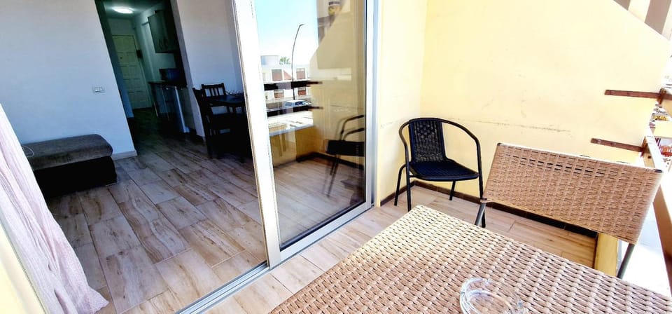 Las vistas 1 bedroom wifi free Apartment in Playa de las Americas