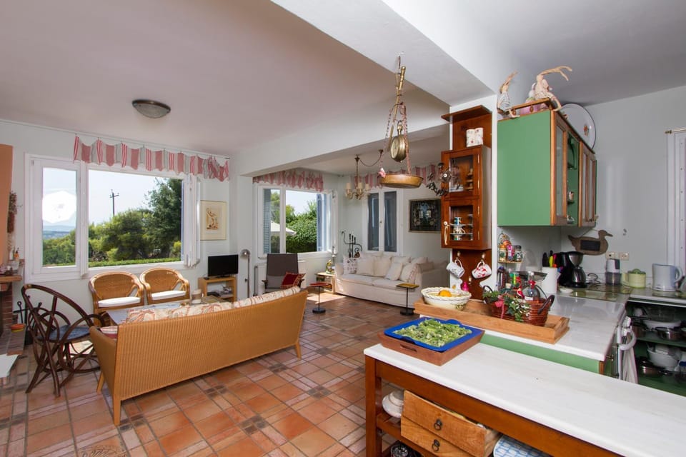 Living room, kitchen