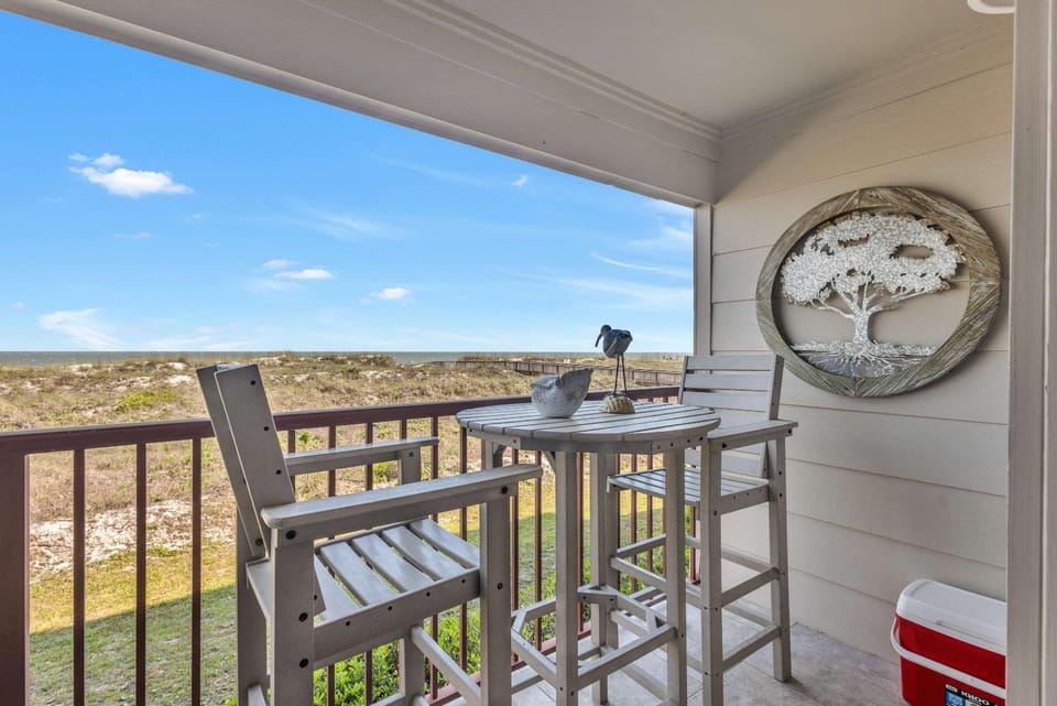 Sandy Escape - Beachside Villa Villa in Hilton Head Island