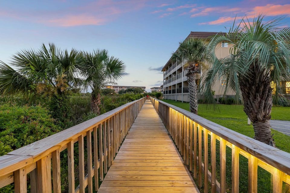 Sandy Escape - Beachside Villa Villa in Hilton Head Island