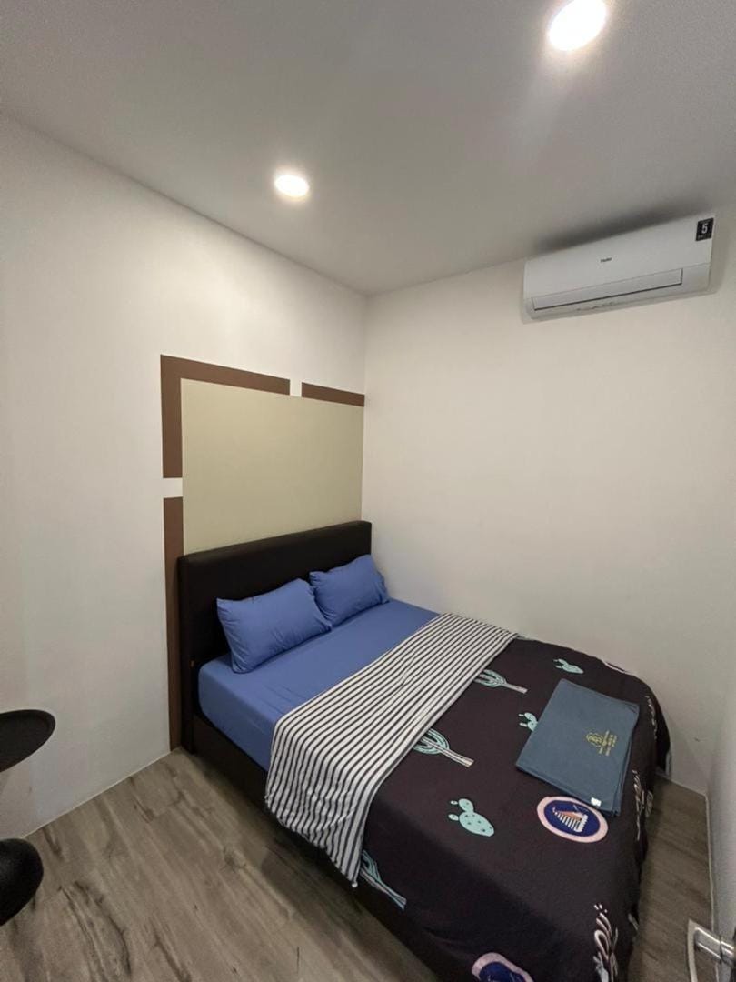 Pakboy Podium 3 bed room Apartment in Kuching