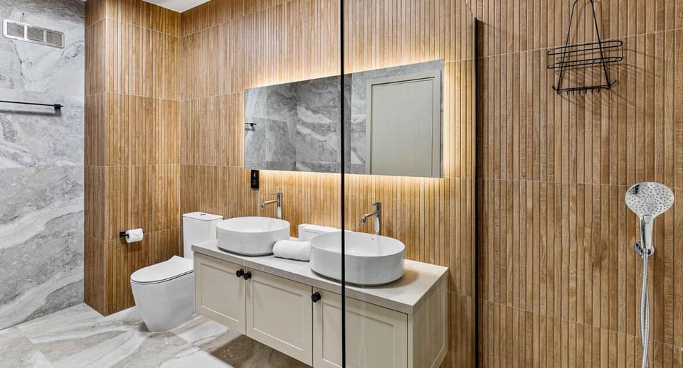 Shower, Toilet, Bathroom, Floor plan