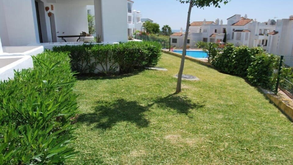 Off site, Garden