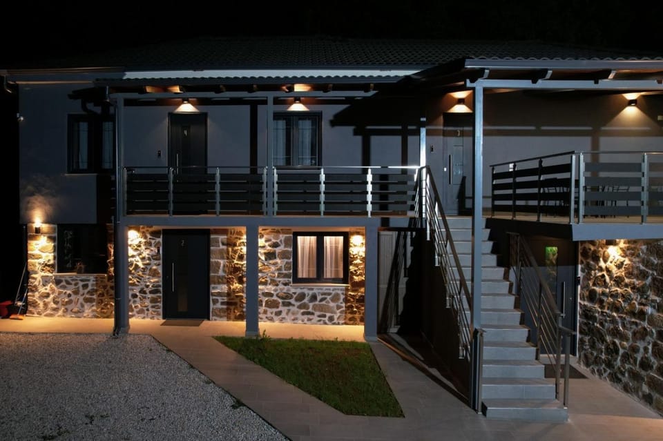 Ονειρόπετρα 2 Apartment in Peloponnese, Western Greece and the Ionian