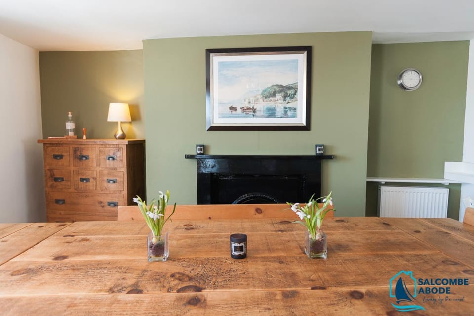 Heart of Salcombe - Estuary Views - Spa Facilities House in Salcombe