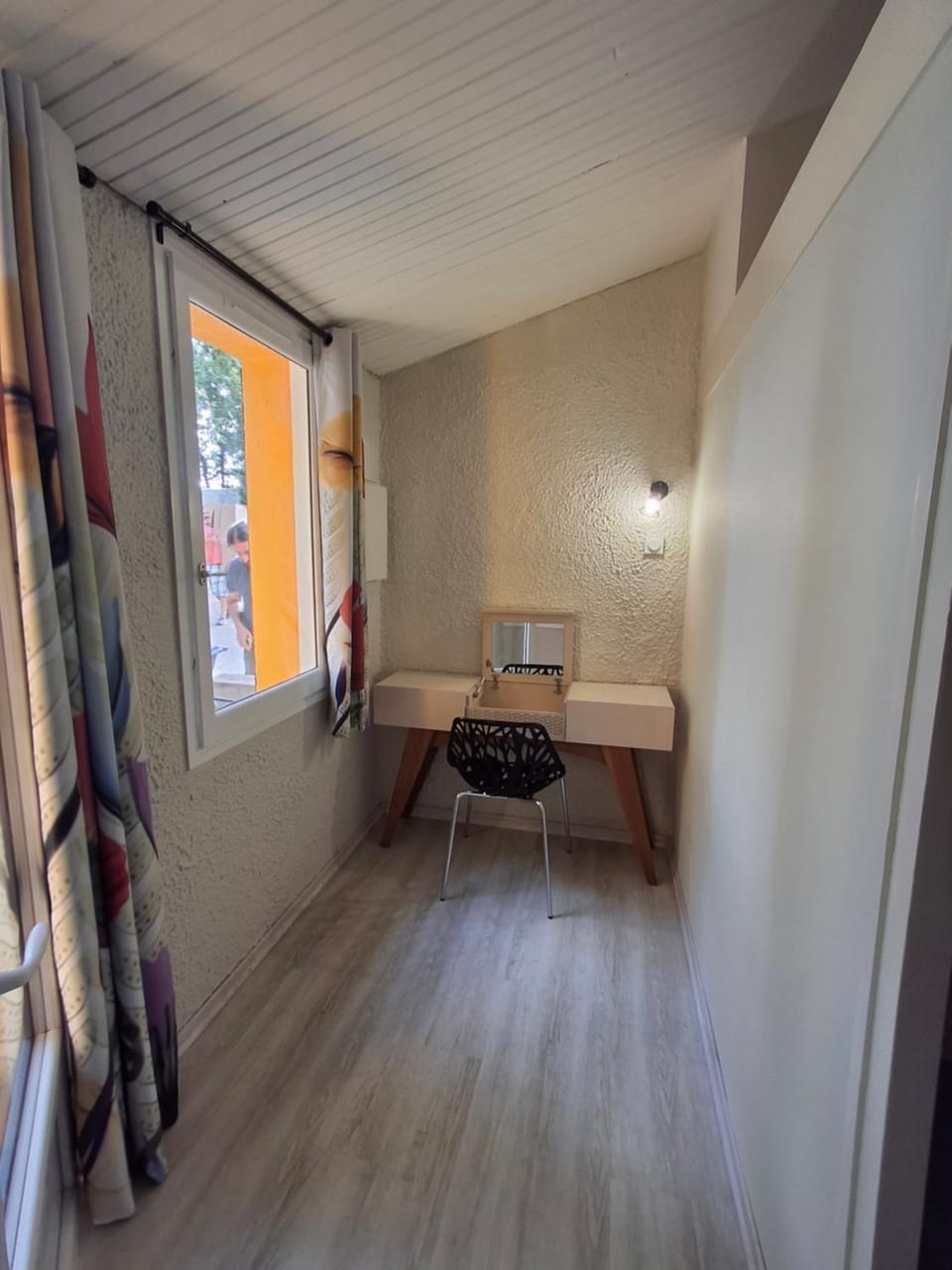 Facade/entrance, hair dresser