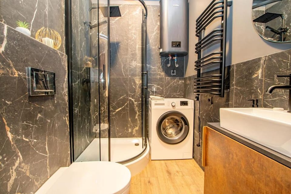 Shower, Bathroom, washing machine
