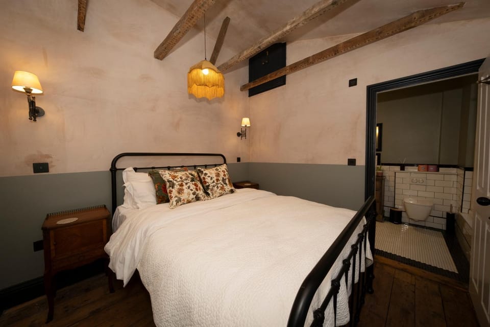 The Doghouse Inn Inn in Hastings