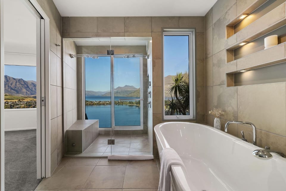 Shower, Bathroom, View (from property/room), Lake view, Mountain view, Bath