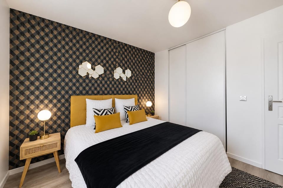 Bed, Bedroom, wardrobe