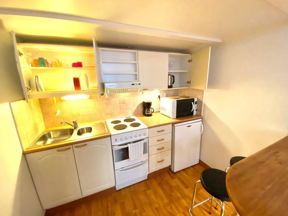Pink Gem, Kamppi Apartment in Helsinki