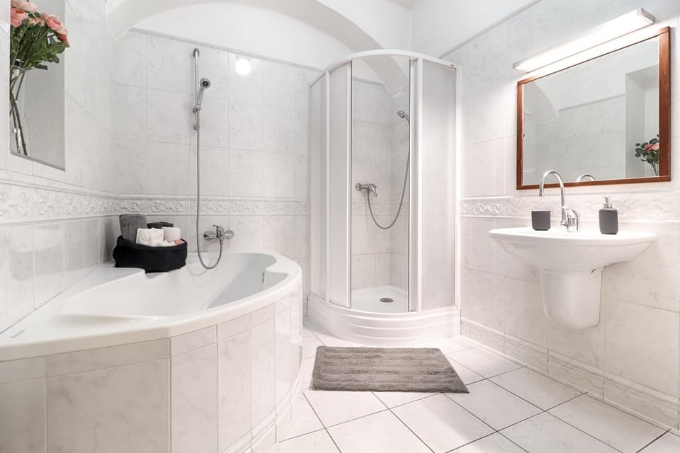 Shower, Bathroom, Bath