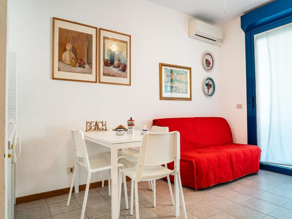 Dining area, Bedroom