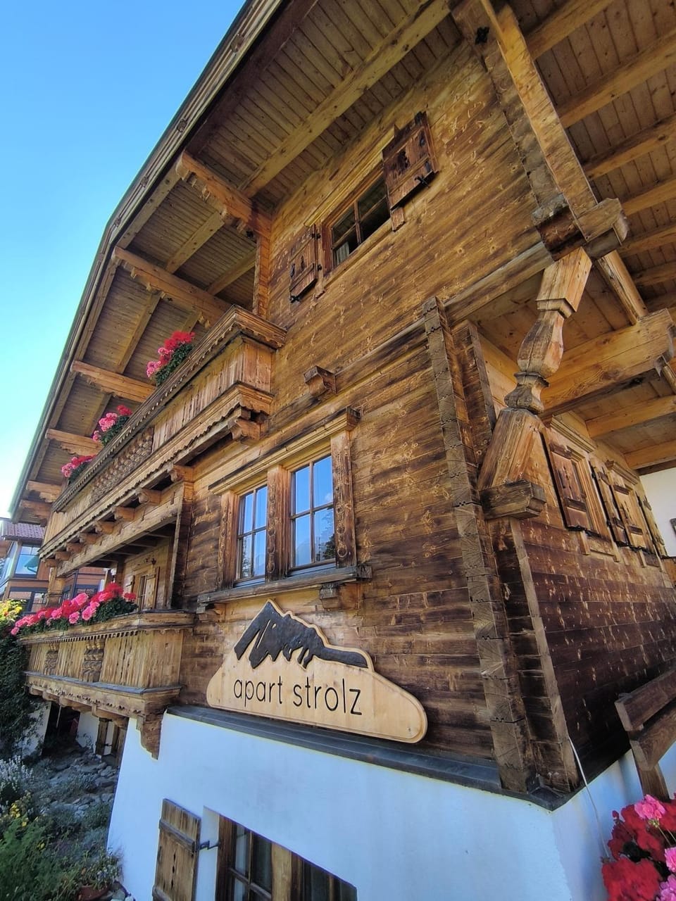 Property building, Property logo or sign