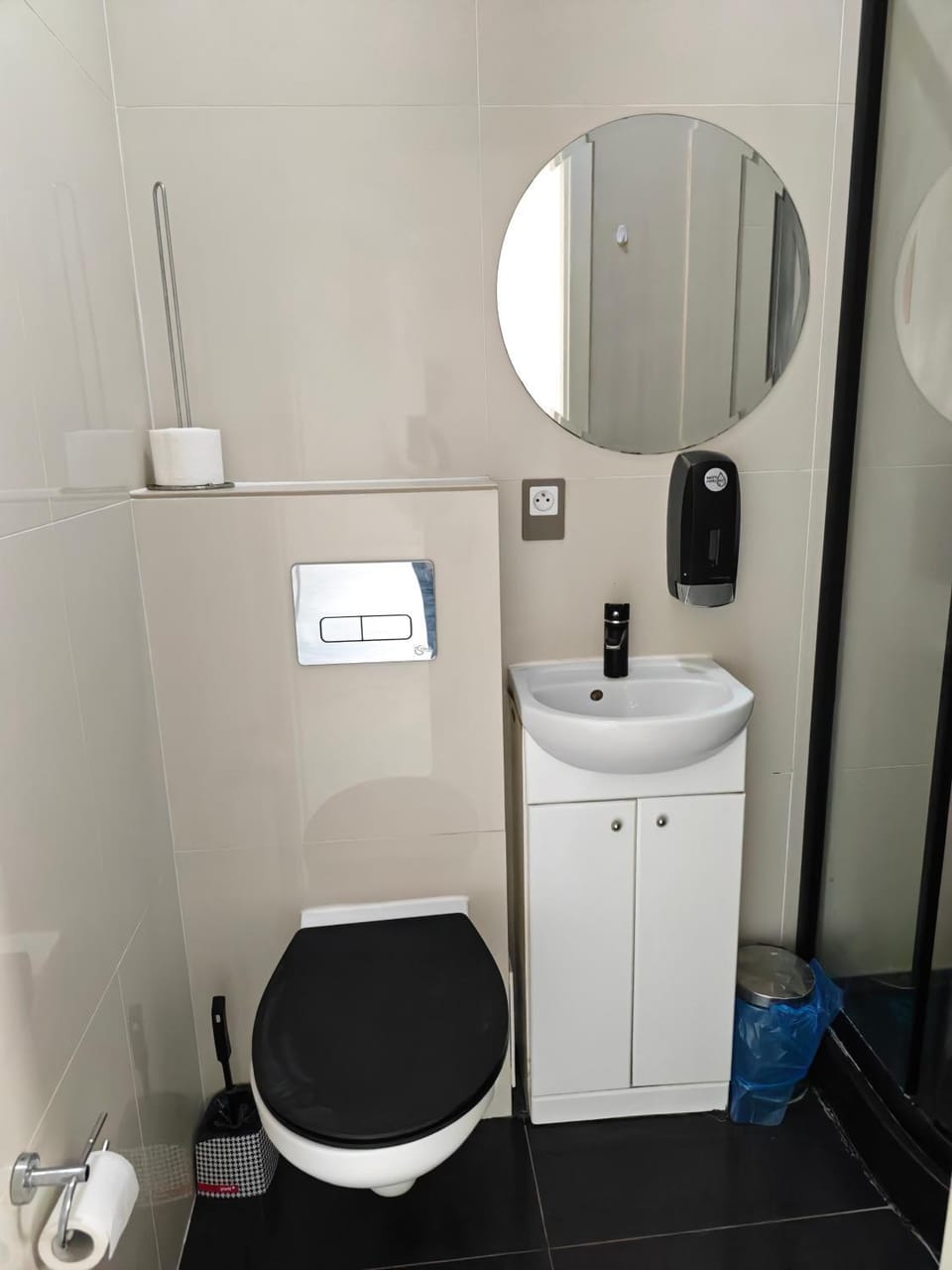 Wilcza Rooms and Apartments by best prices city center Warsaw Apartment in Warsaw