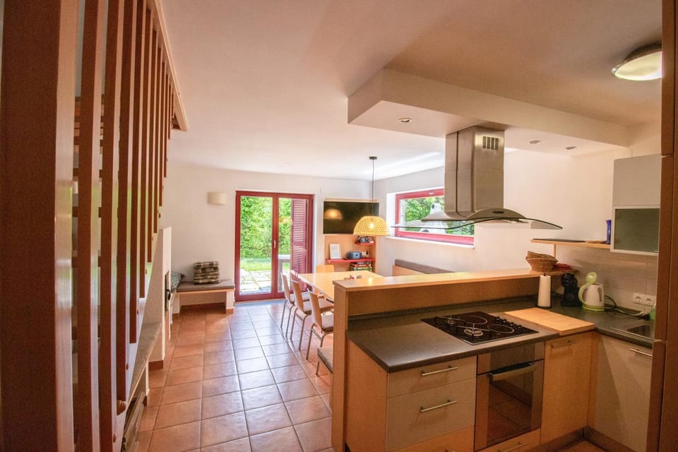 Living room, Dining area, kitchen