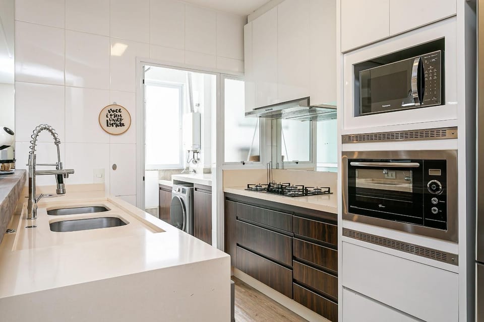 Kitchen or kitchenette, oven, stove