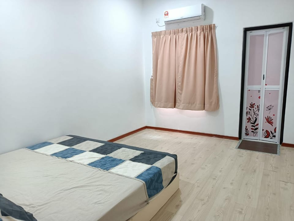 28 Home Apartment in Perak Tengah District