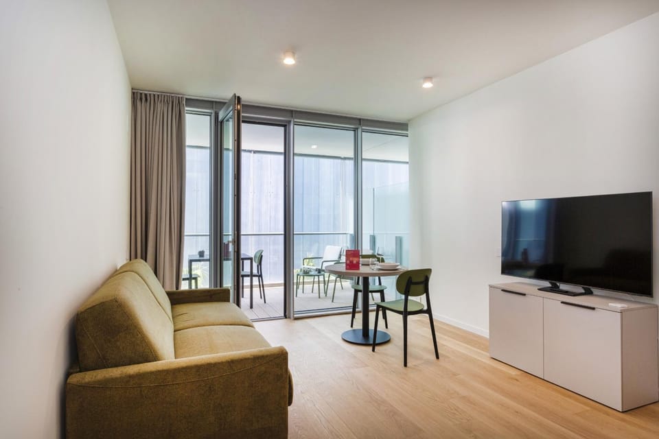 Communal lounge/ TV room, Living room