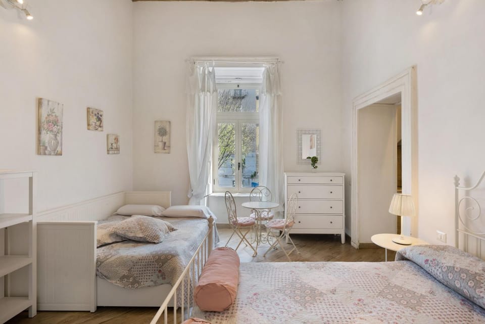 Living room, Bedroom