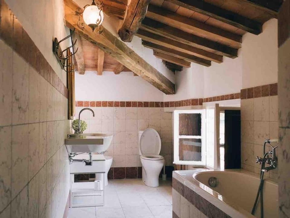 Villa Bianca charming Tuscany house with pool Villa in Lucca