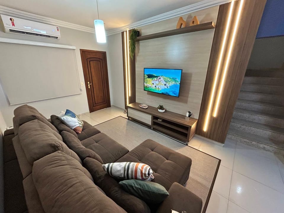 TV and multimedia, Living room, air conditioner