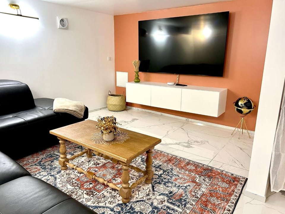 TV and multimedia, Living room