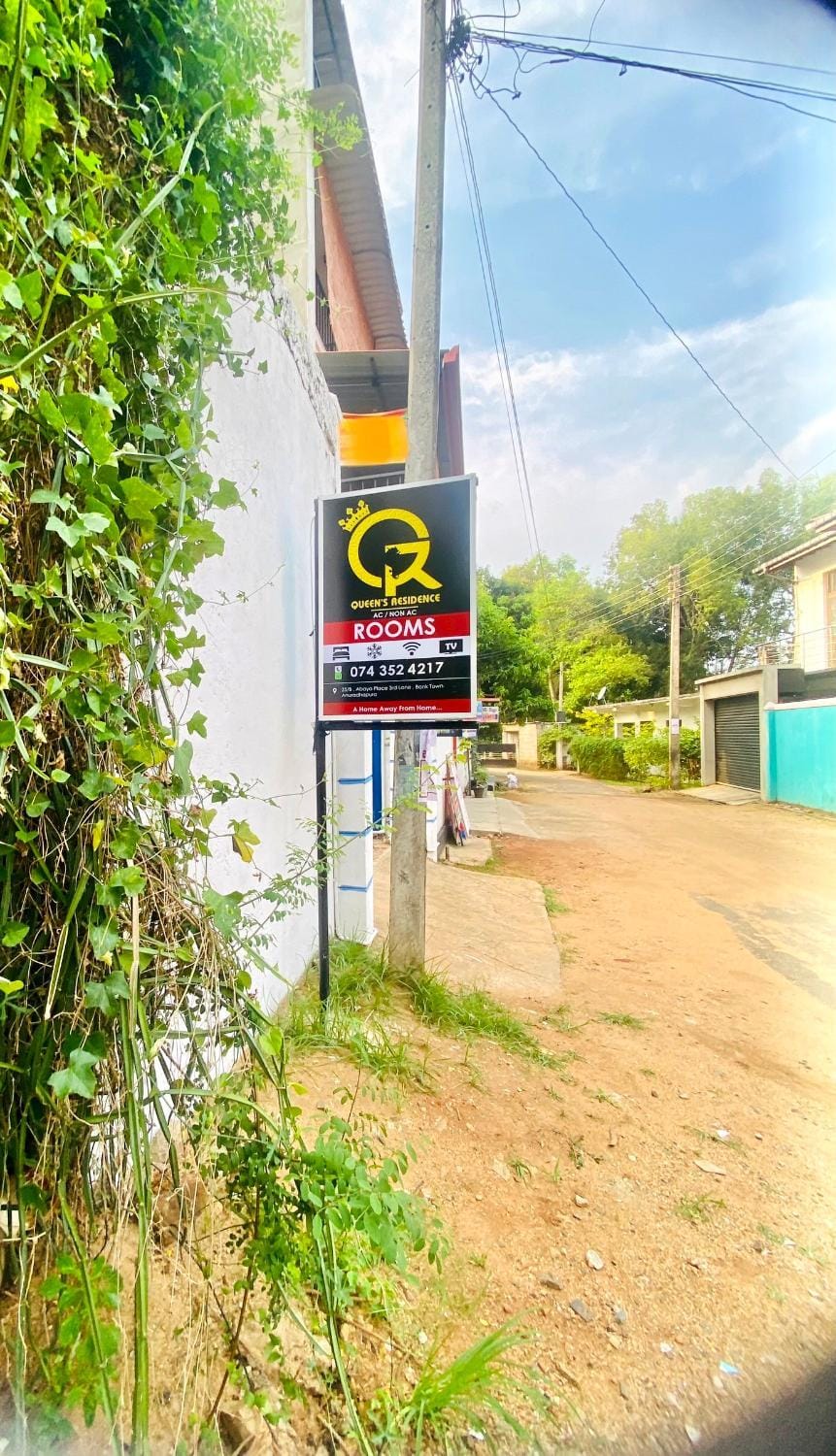 Queen's Residence Bed and Breakfast in Sri Lanka