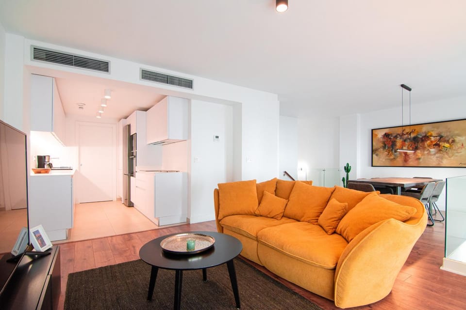 Communal lounge/ TV room, Living room