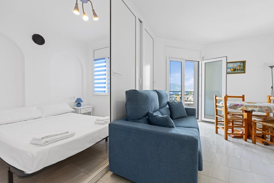 Bed, Living room, Bedroom
