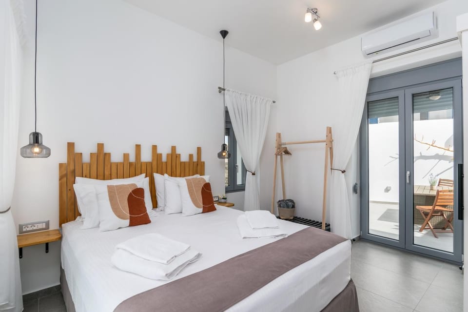 Almyra House Apartment in Milos