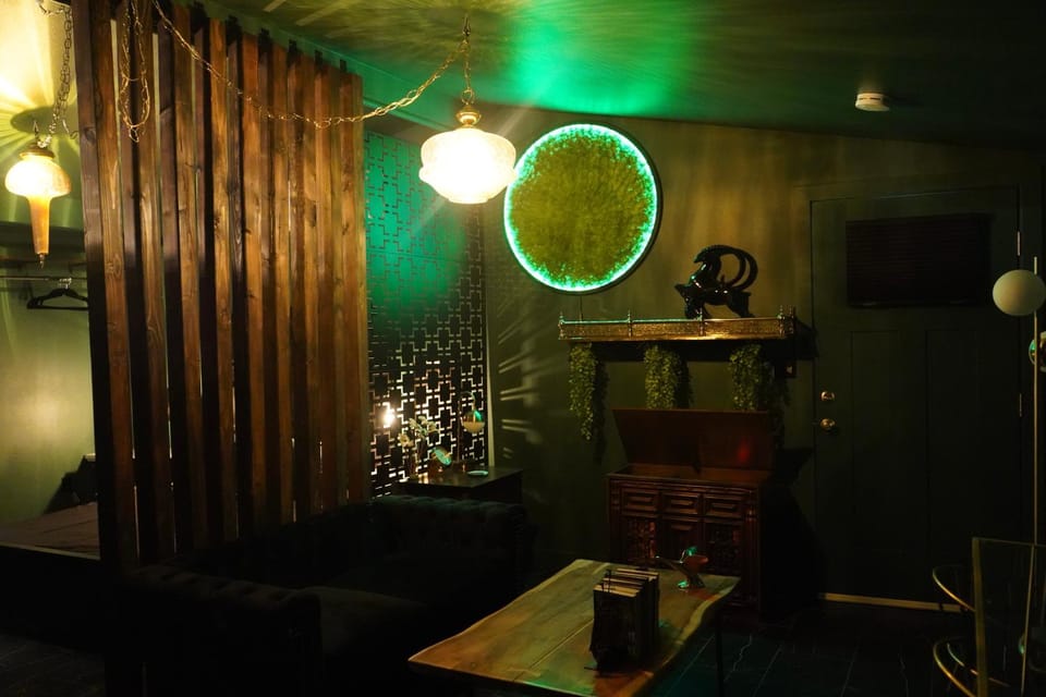 1959 Mid-Century Emerald Eclectic House in Palm Springs