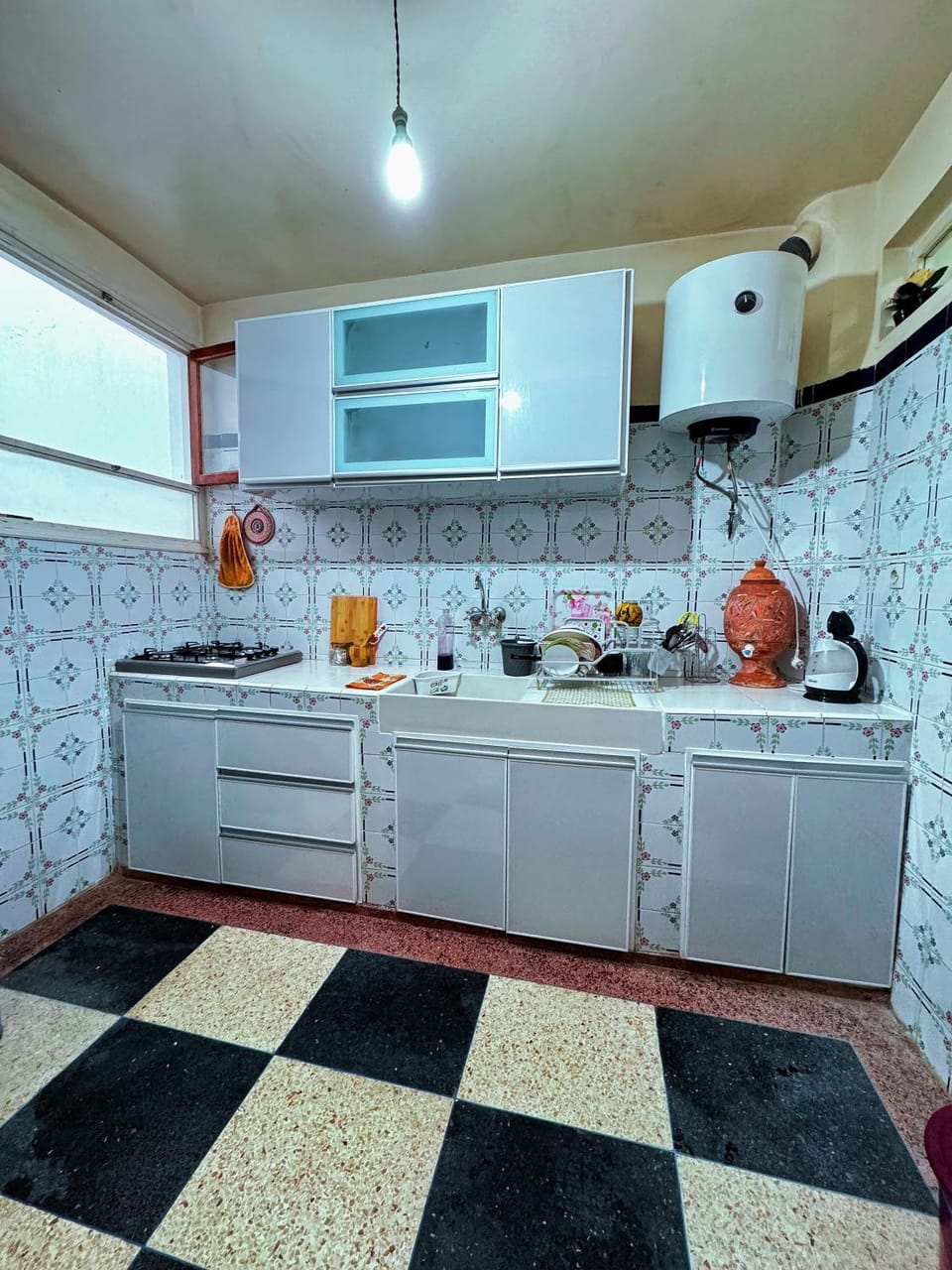 Calm Central Stay Near Beach - High-Speed WiFi, Free Parking Apartment in Agadir