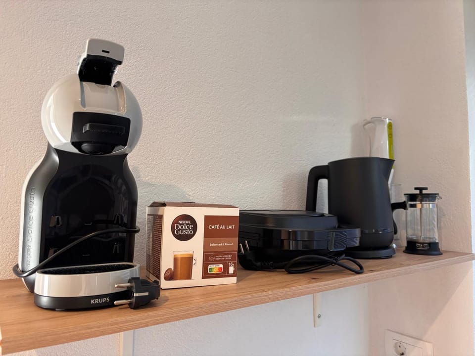 Coffee/tea facilities, Kitchen or kitchenette, toaster