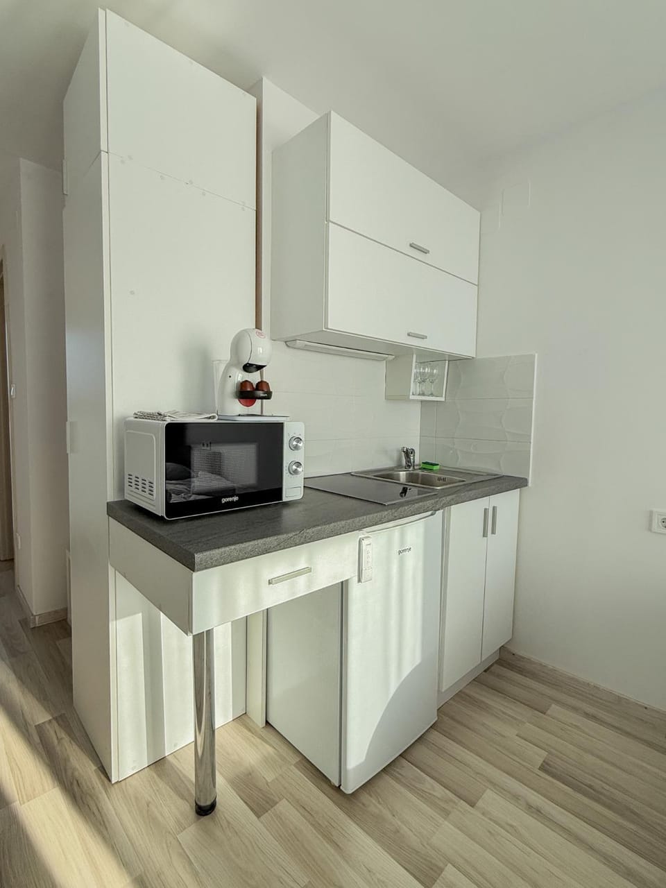 Kitchen or kitchenette, stove