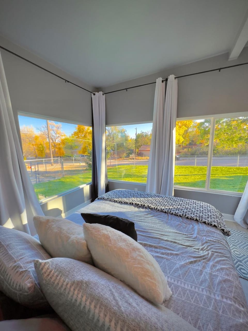 The Autumn House-3BR-10 min to GOTG! House in Colorado Springs