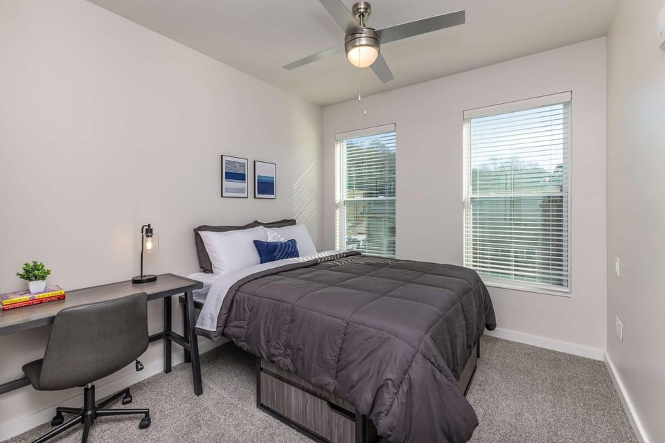 Stylish & Spacious Stay Near The Banks Apartment in Cincinnati