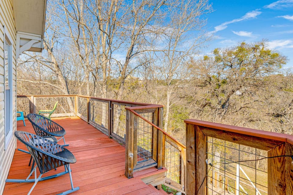 Hill Country Retreat with Lake View, Deck and Balcony House in Lake Travis