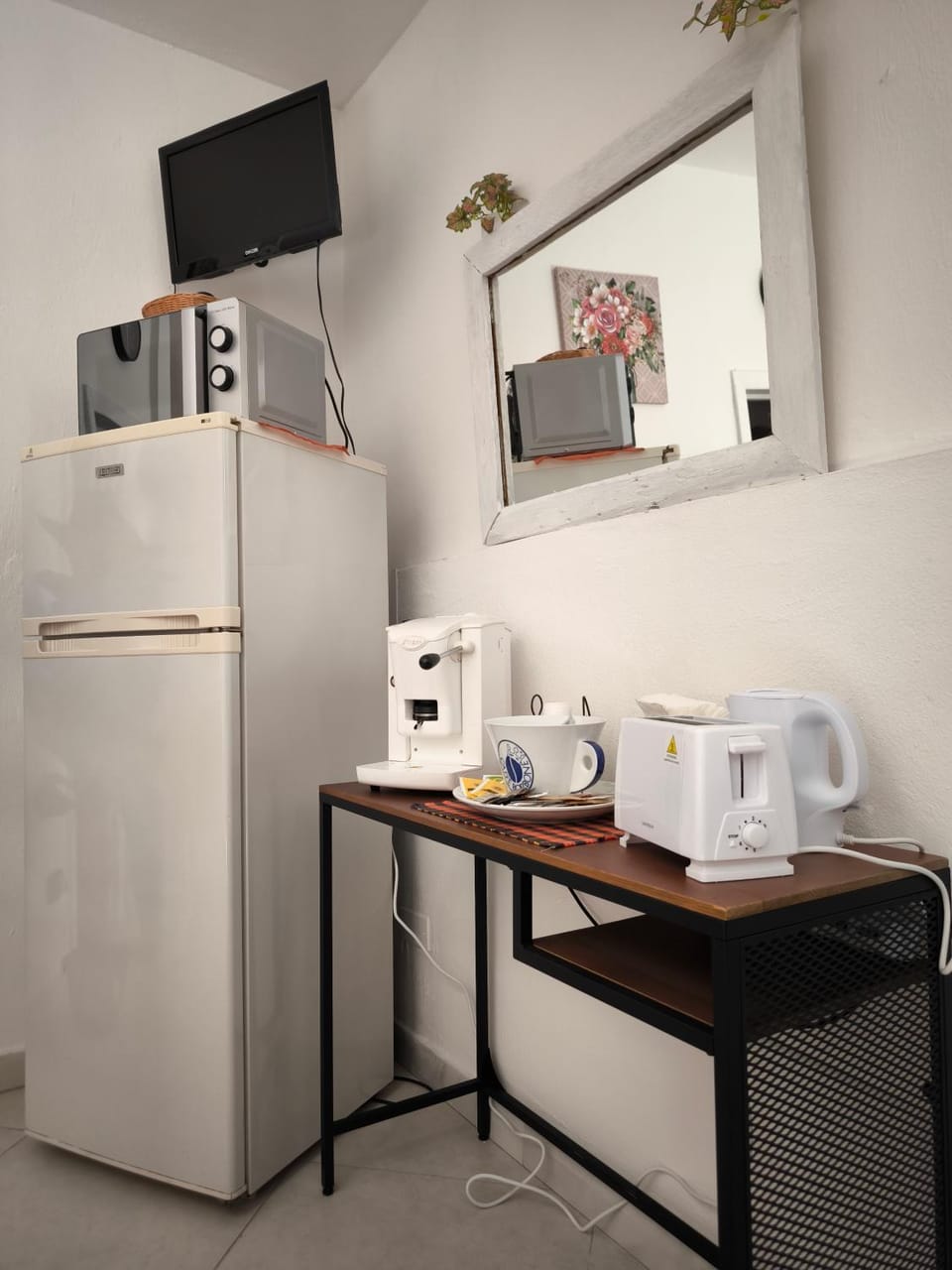 Coffee/tea facilities, Kitchen or kitchenette