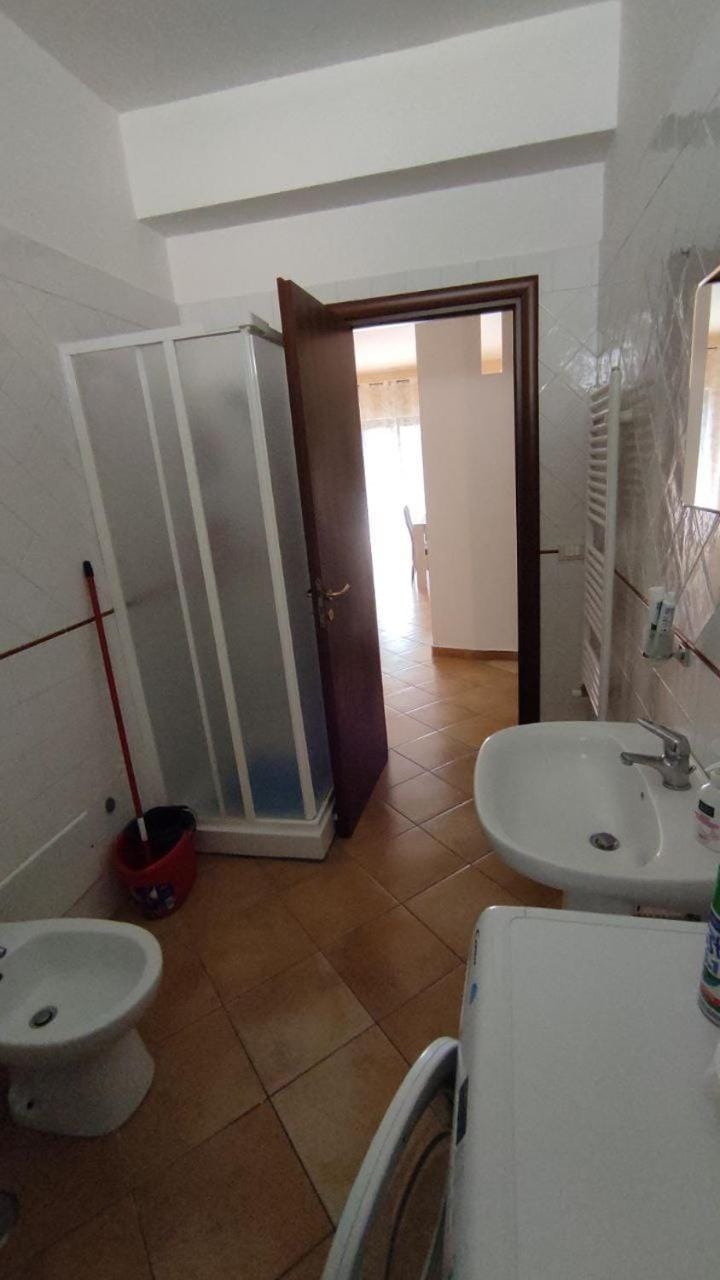 Shower, Toilet, Bathroom, bidet
