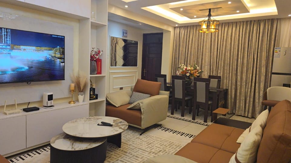 TV and multimedia, Living room, Seating area, Evening entertainment