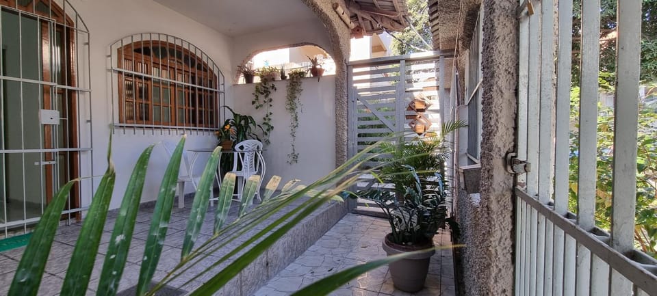 Property building, Day, Garden, Garden view