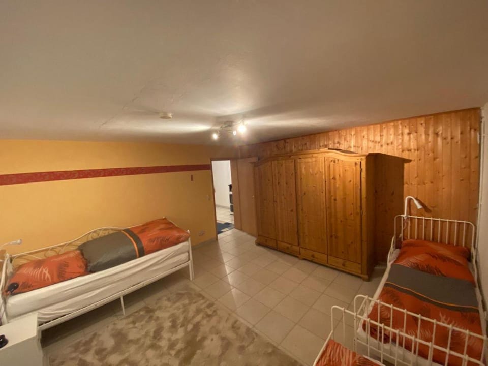 Bed, Photo of the whole room, Bedroom, wardrobe