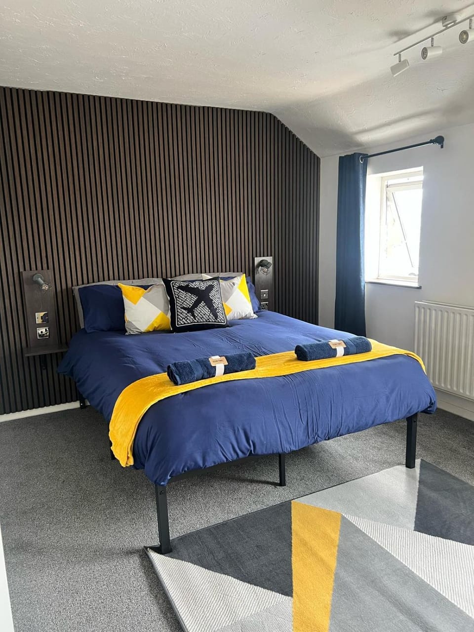 Bed, Bedroom