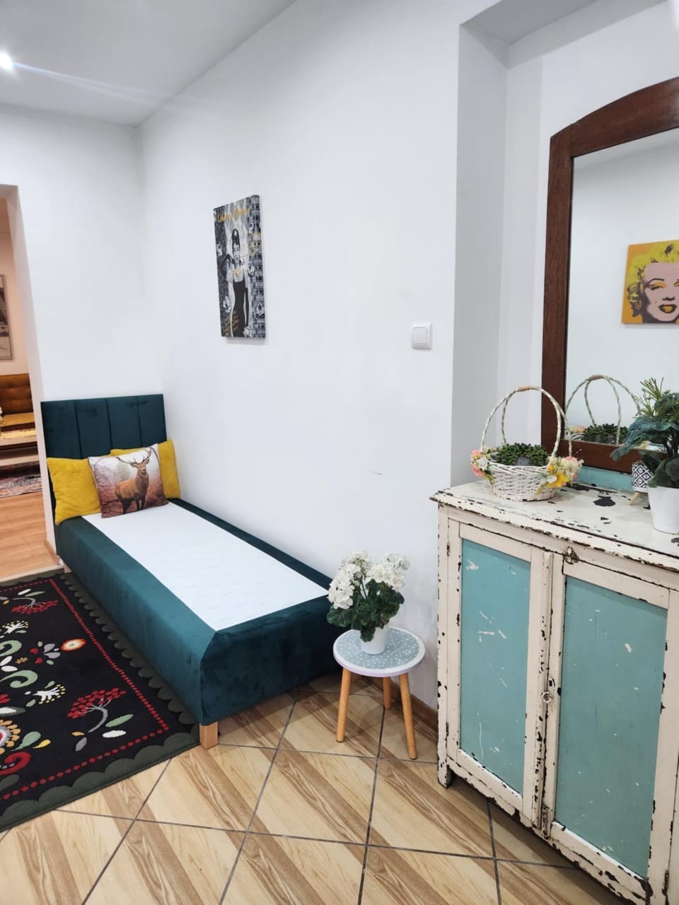 Retro House ogród prywatny parking pod domem Apartment in Lviv Oblast