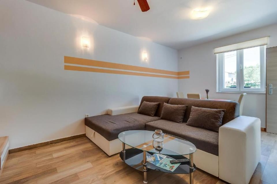 Nerezinac Apartment in Nerezine