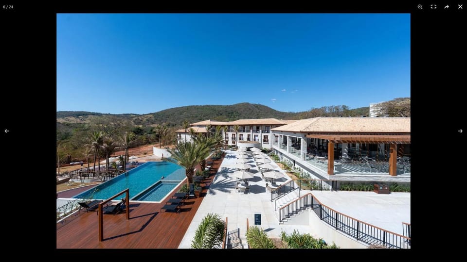Property building, Restaurant/places to eat, Day, Natural landscape, Lounge or bar, Mountain view, Pool view, Swimming pool, Swimming pool
