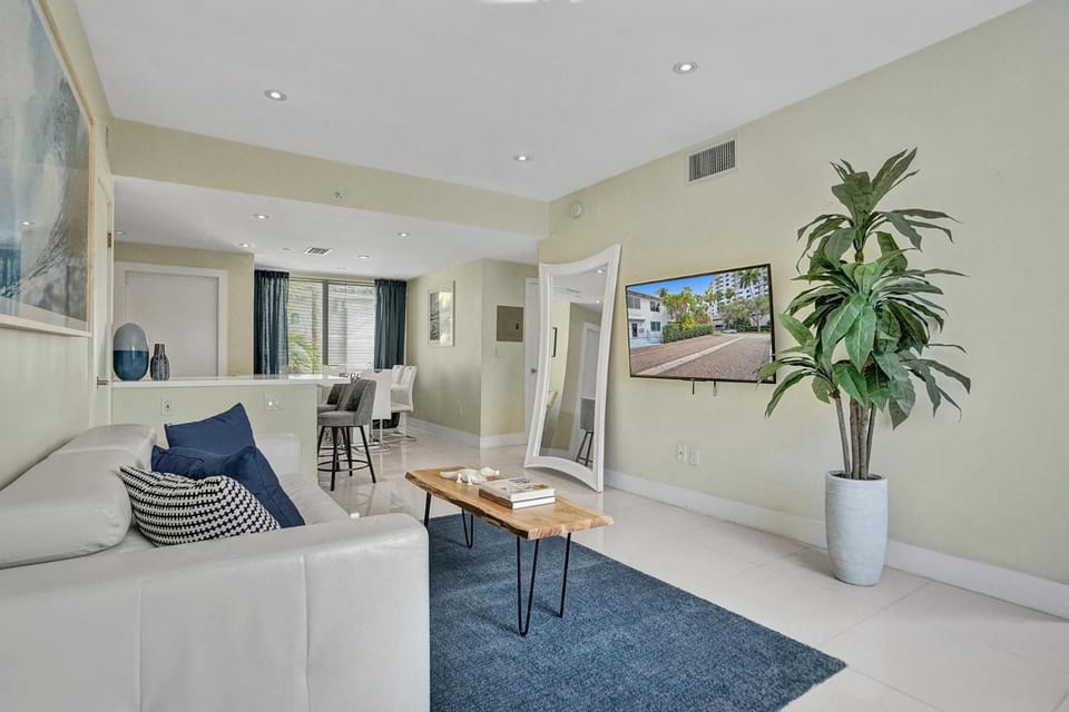 Villa Monaco Apartment in South Beach Miami
