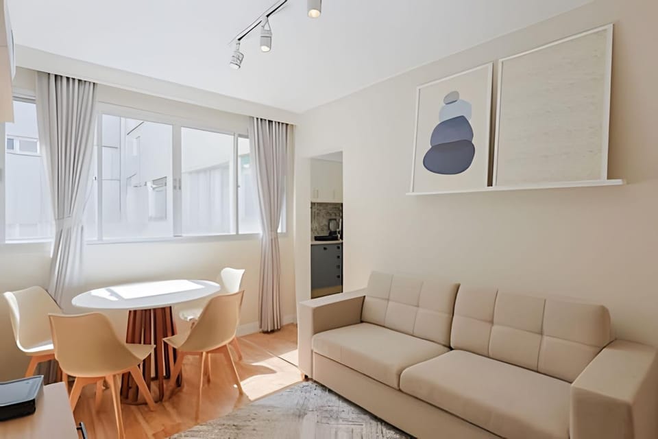 Apto Reformado Av Hercílio Luz Apartment in Florianopolis
